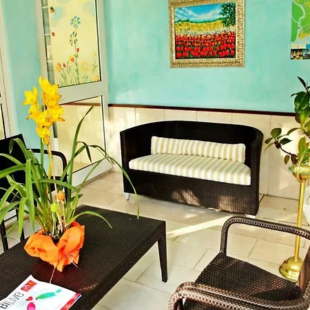 Szálloda Nuova Flavia Lignano Sabbiadoro